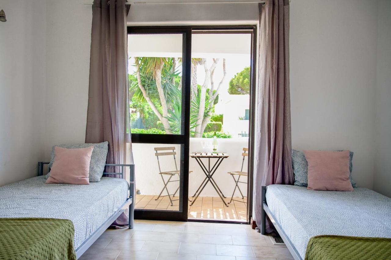פארו Wakeup Villa מראה חיצוני תמונה